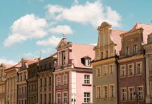 Z czego słynie Poznań? Stereotypy o poznaniakach Zabytkowe kamienice w Poznaniu